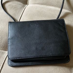 Safe Keeper Crossbody Bag/Wallet